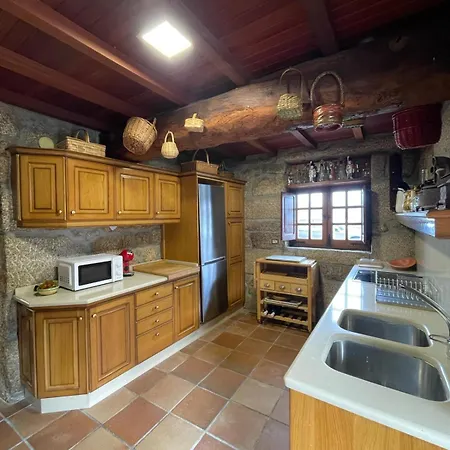 別荘 La Casita Nogueira de Ramuin